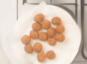 fried Manchurian using tissue paper