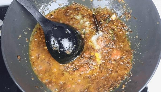 add salt and turmeric