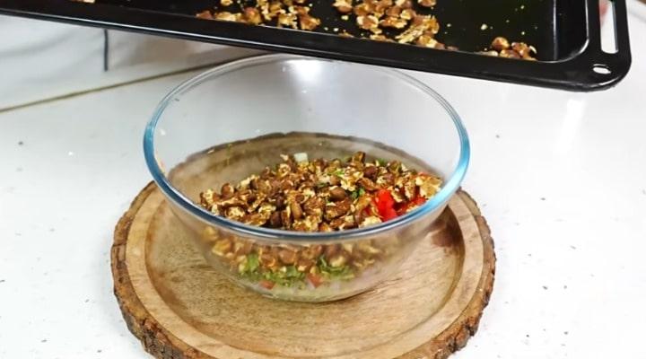 add roasted chana in veggi