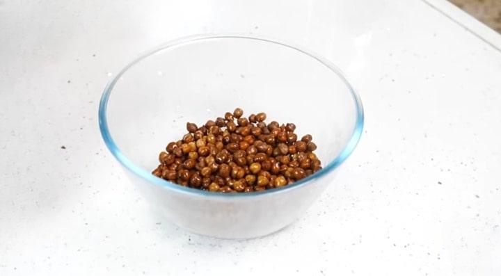 steamed chana add to the bowl