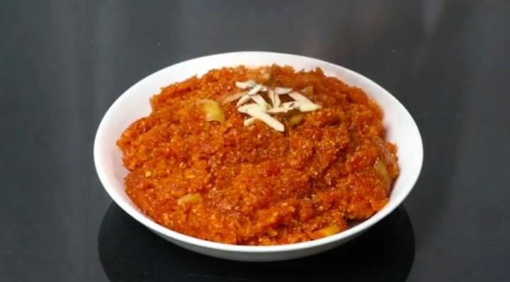 gajar ka halwa recipe with khoya